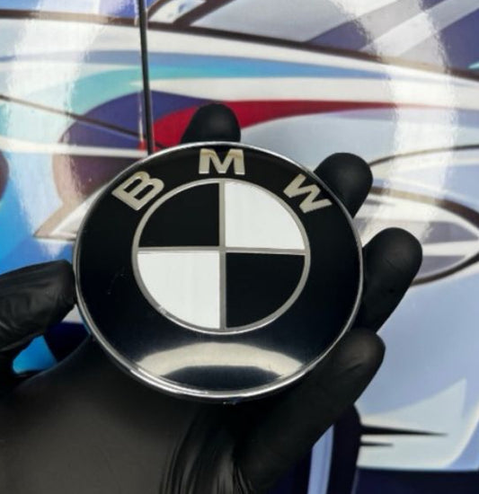 Black and white hood emblem 82MM