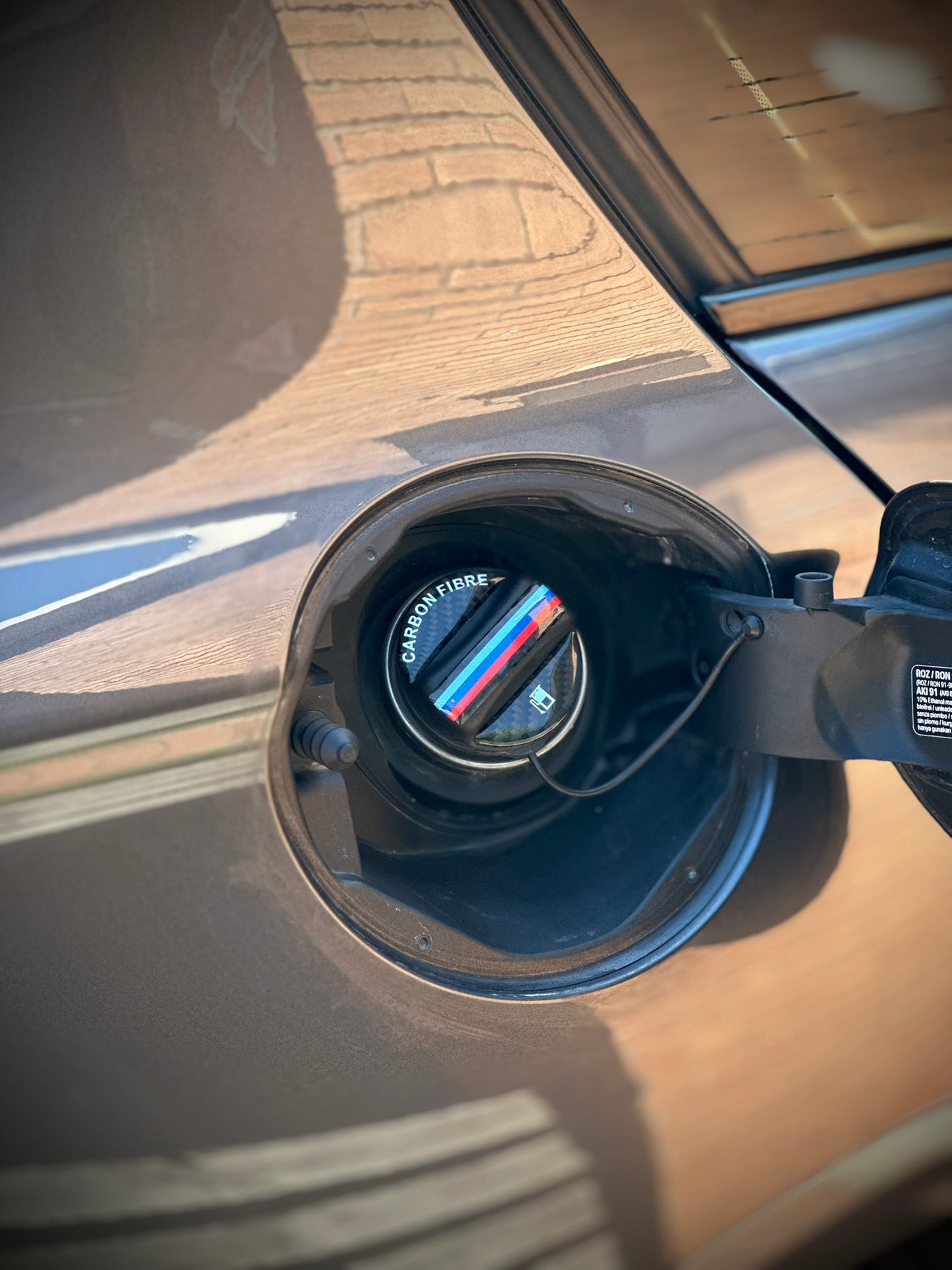 BMW M Carbon fiber for fuel tank cap